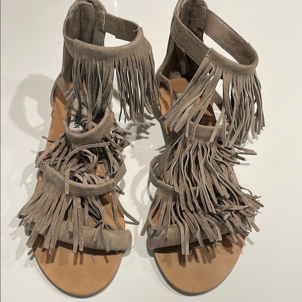 Steve Madden Fringe Tan Sandals